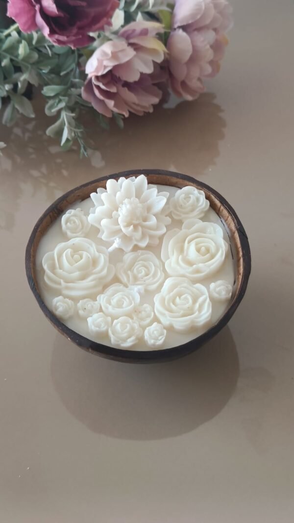 Coconut Shell Candle