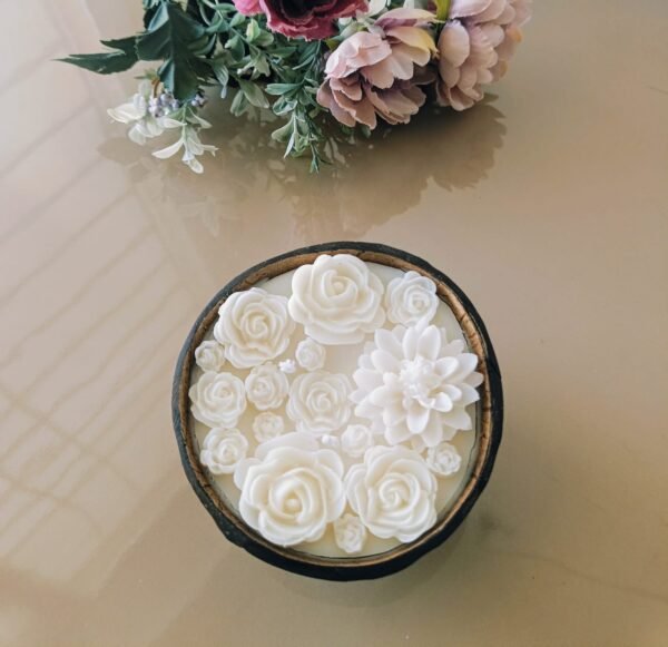 Coconut Shell Candle